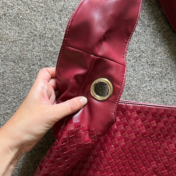 Pritzi Woven Leather Red Hobo Shoulder Tote Satchel Hand Bag Purse Zip Closure - Picture 3 of 13